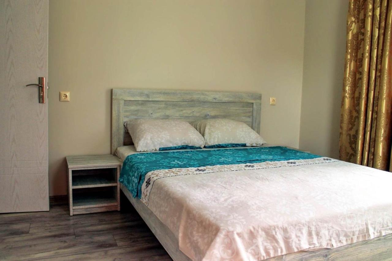 Tete Guest House Batoumi Extérieur photo